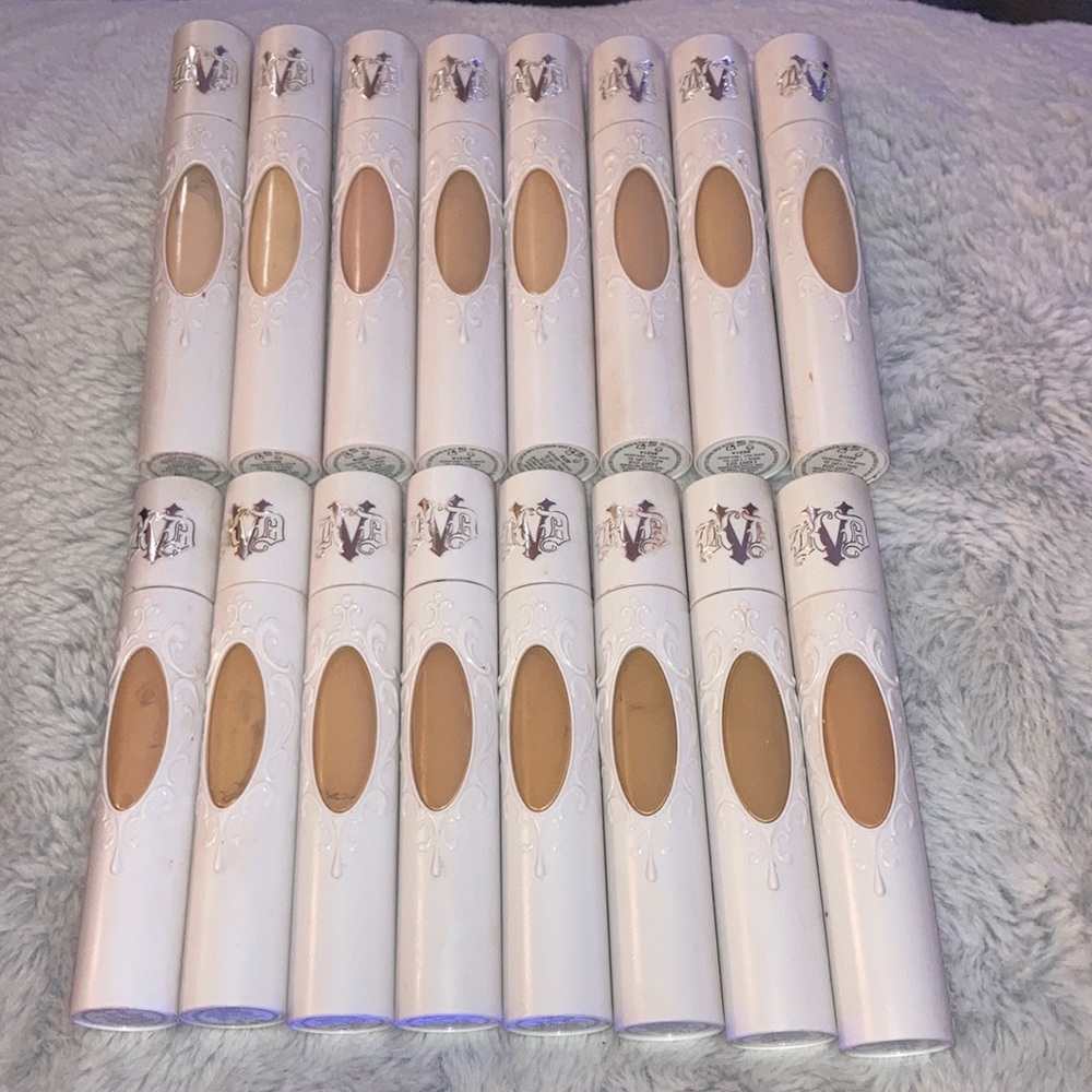 Kat Von D - True Portrait foundation 16 piece set